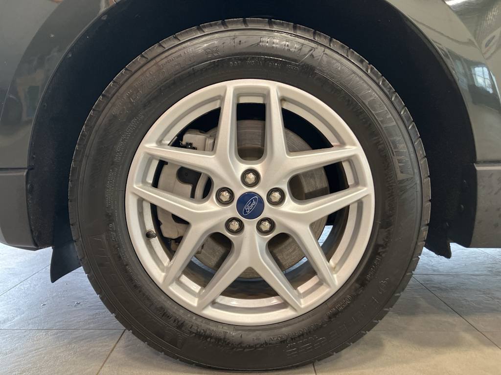 Thumbnail: 2022 Ford Edge - 7