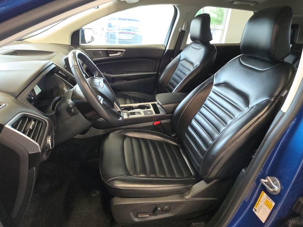 Thumbnail: 2023 Ford Edge - 8