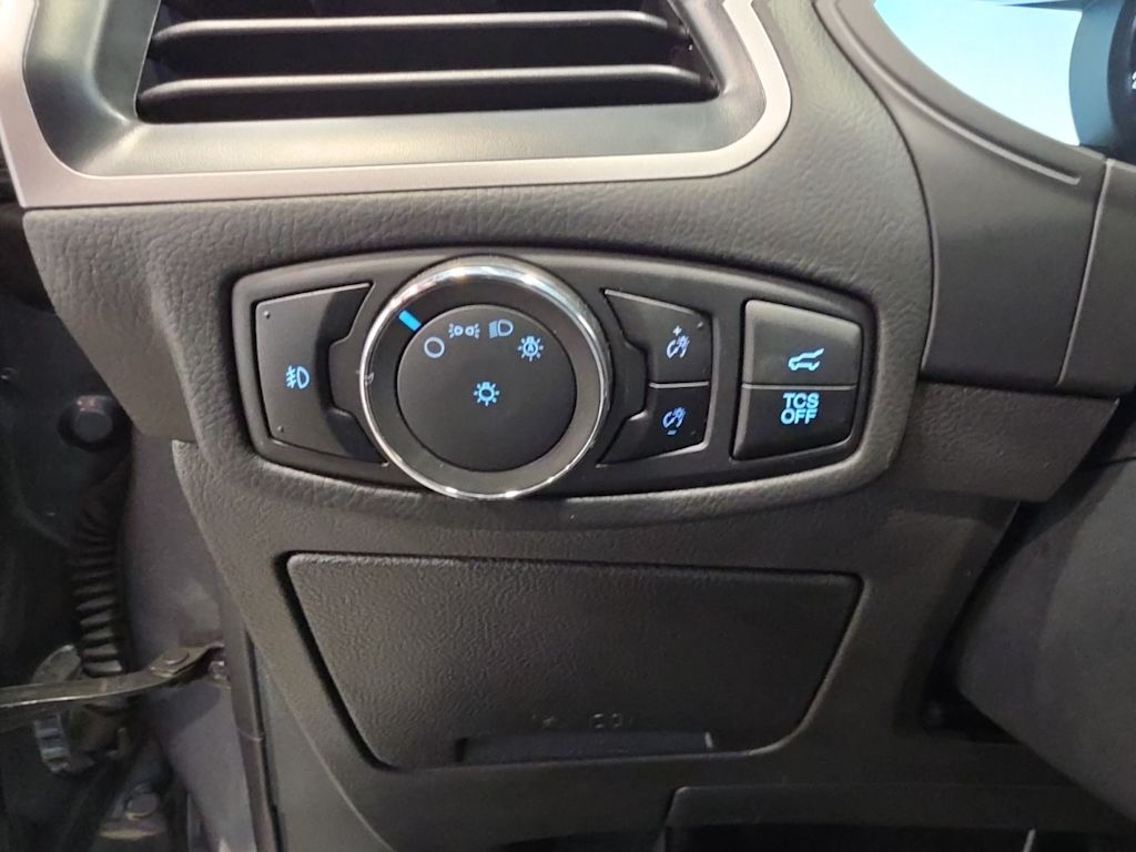 Thumbnail: 2024 Ford Edge - 25