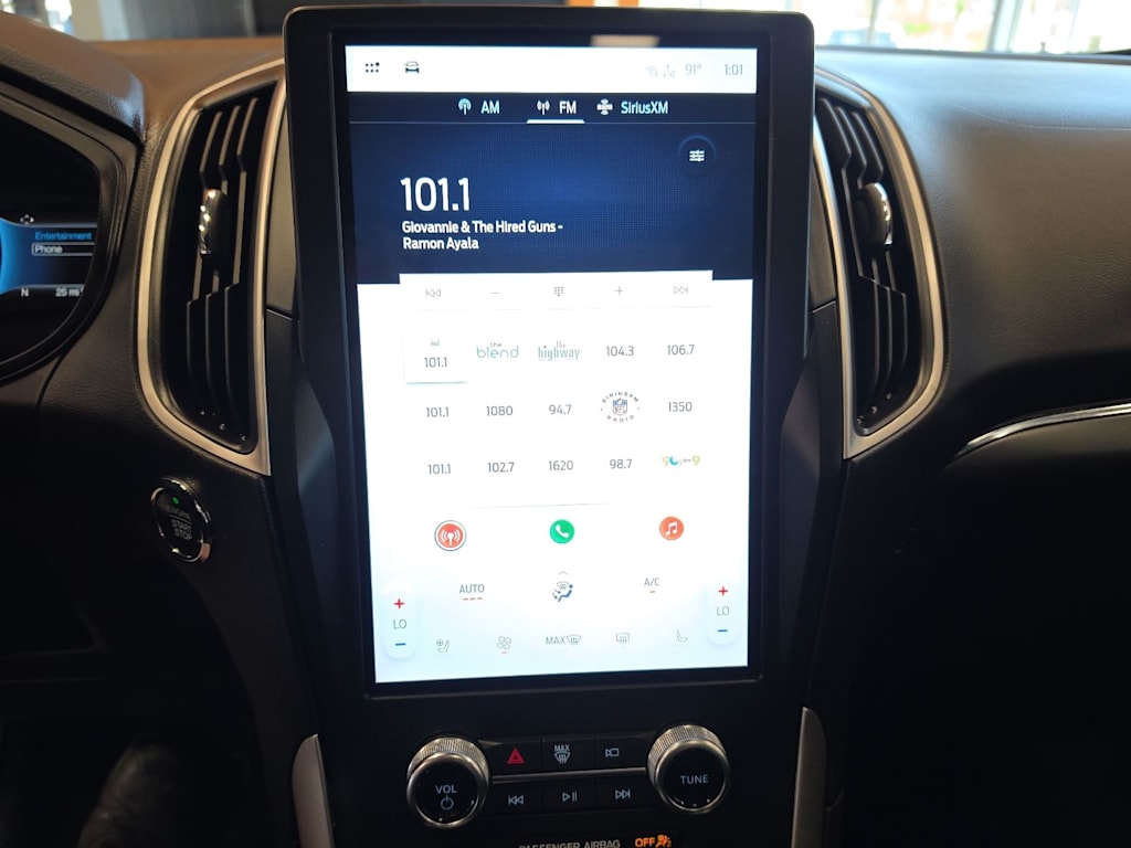 Thumbnail: 2024 Ford Edge - 11