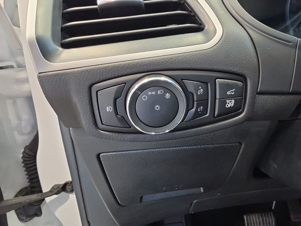 Thumbnail: 2024 Ford Edge - 26