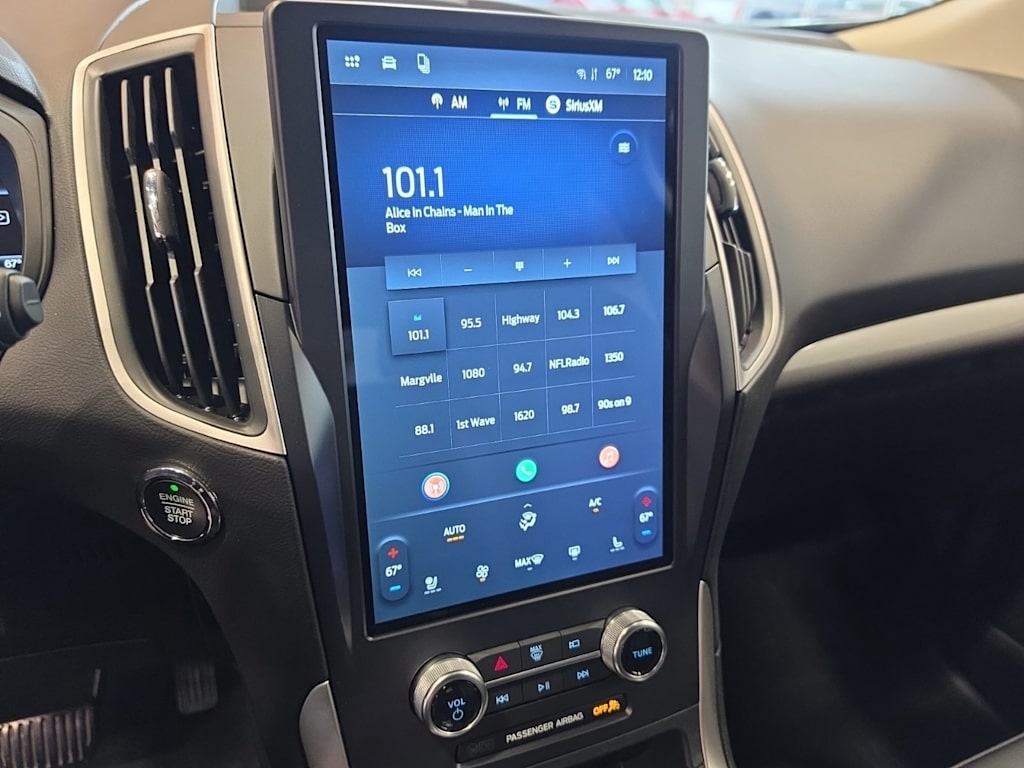 Thumbnail: 2024 Ford Edge - 10