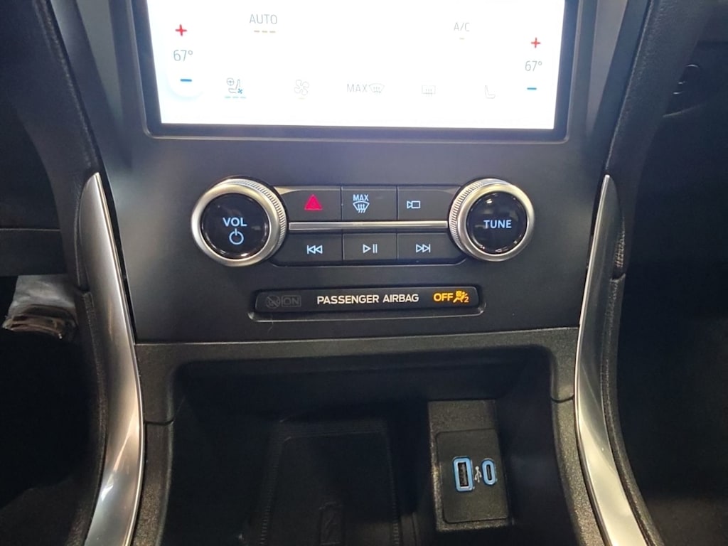 Thumbnail: 2024 Ford Edge - 34