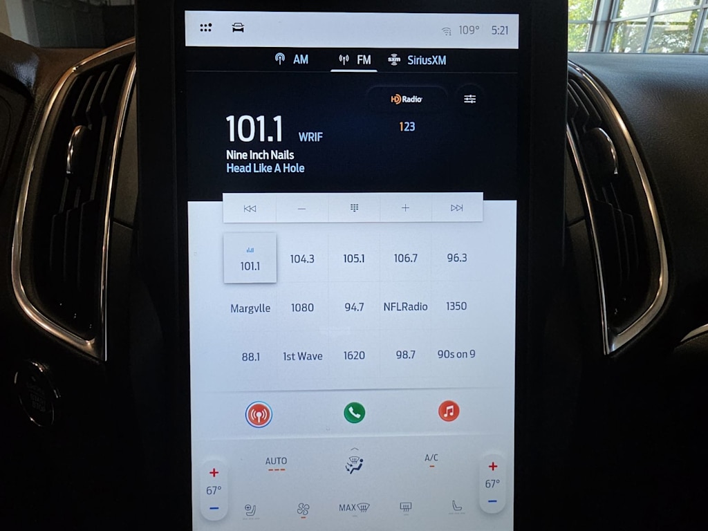 Thumbnail: 2024 Ford Edge - 31
