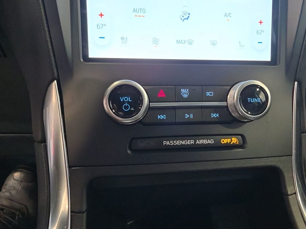 Thumbnail: 2024 Ford Edge - 26