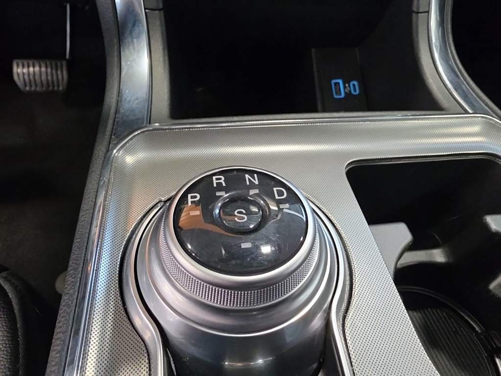 Thumbnail: 2024 Ford Edge - 24
