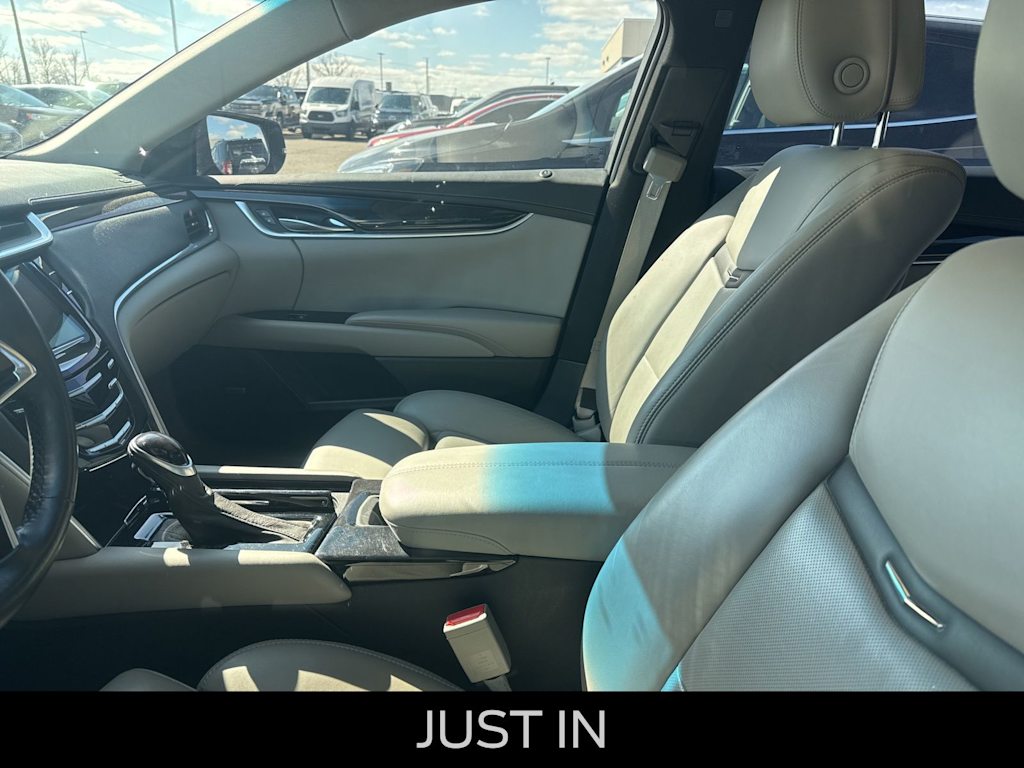 Thumbnail: 2013 Cadillac XTS - 5