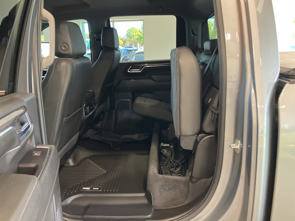 Thumbnail: 2025 Chevrolet Silverado 2500 - 30