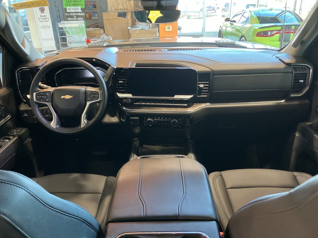 Thumbnail: 2025 Chevrolet Silverado 2500 - 2