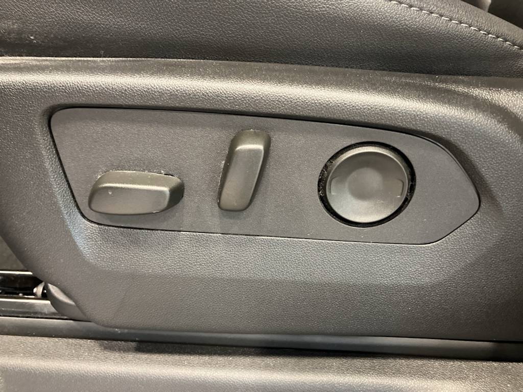 Thumbnail: 2025 Chevrolet Silverado 2500 - 17