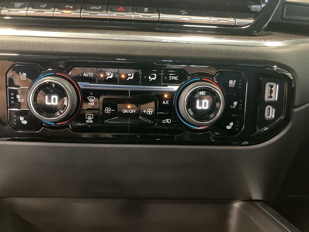 Thumbnail: 2025 Chevrolet Silverado 2500 - 25