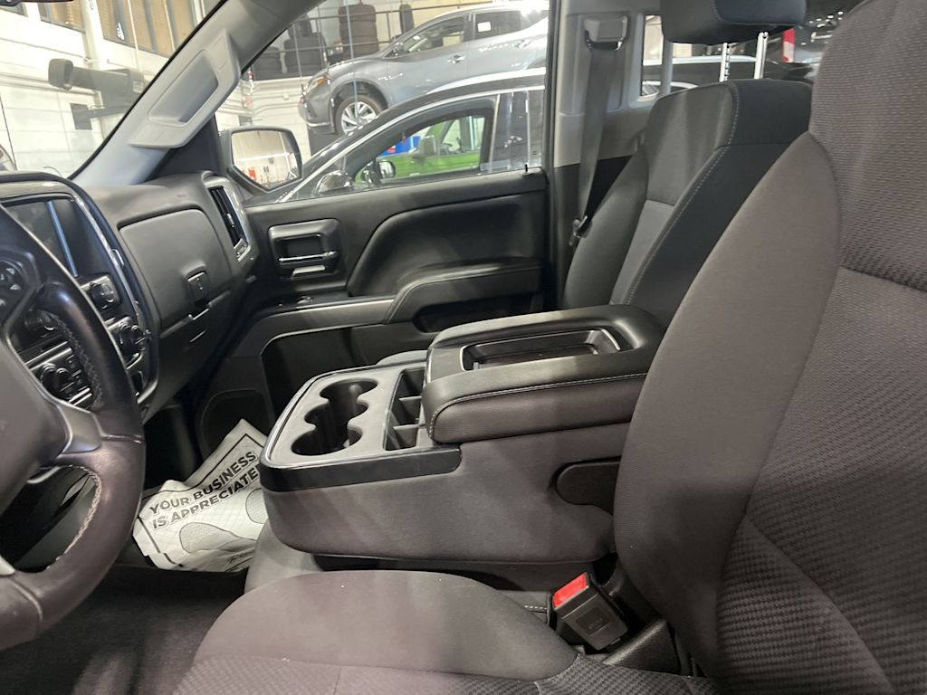 Thumbnail: 2019 Chevrolet Silverado 1500 - 8