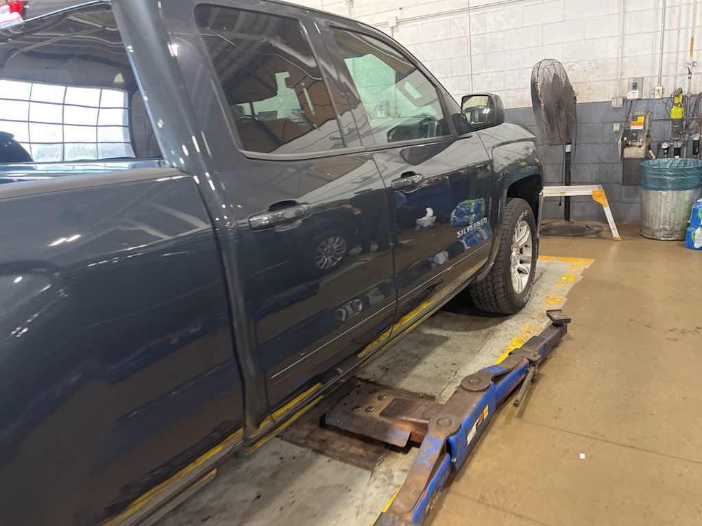 Thumbnail: 2019 Chevrolet Silverado 1500 - 24