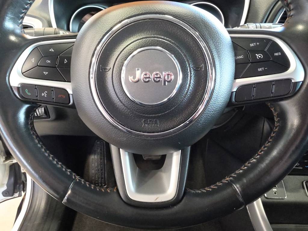 Thumbnail: 2018 Jeep Compass - 24