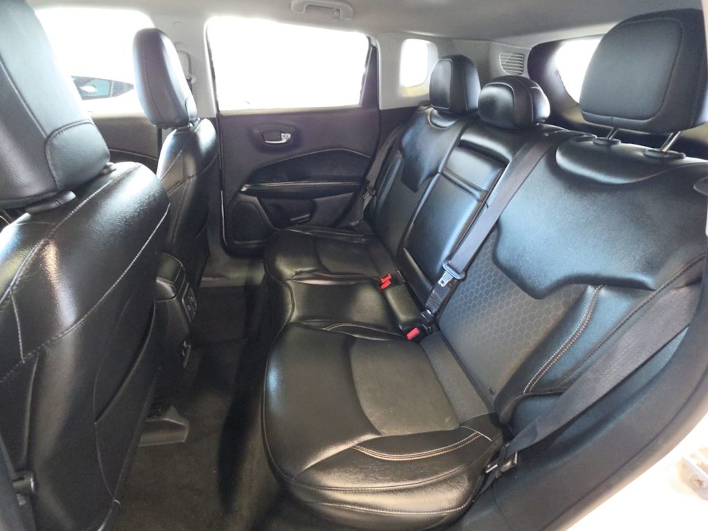Thumbnail: 2018 Jeep Compass - 9