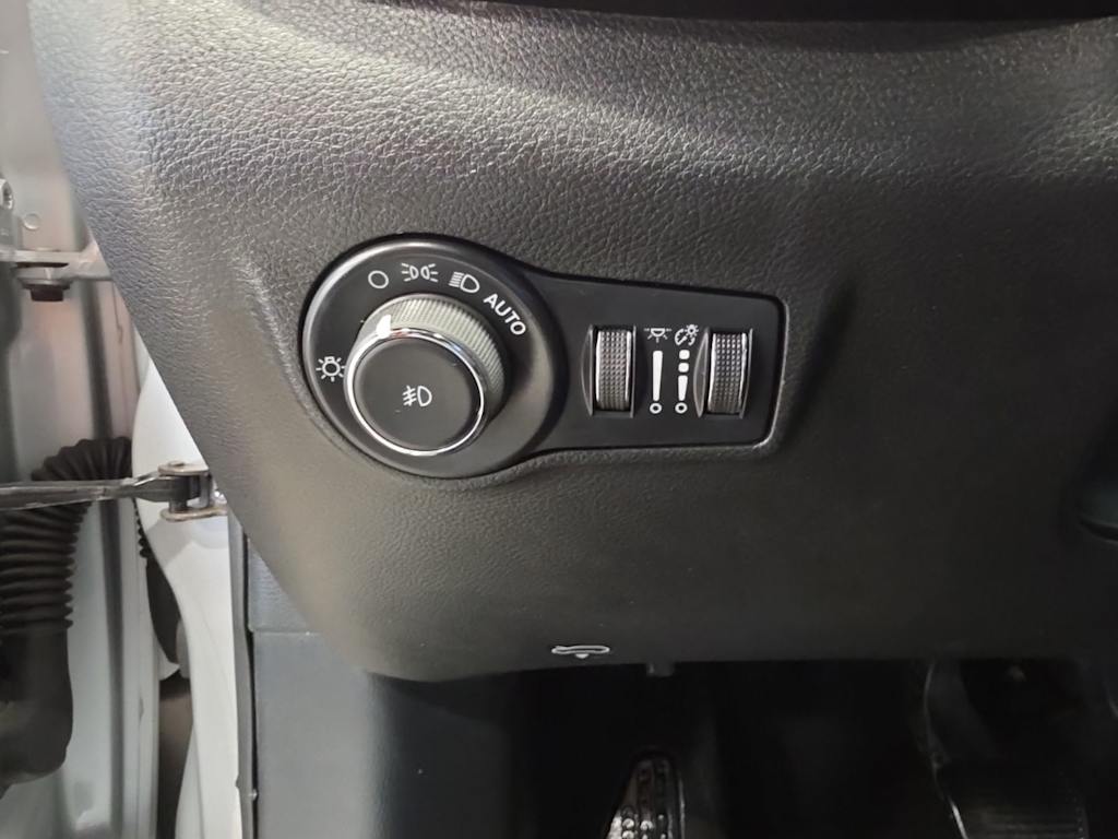Thumbnail: 2024 Jeep Compass - 26