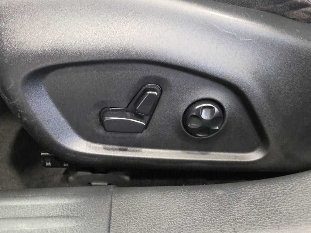 Thumbnail: 2019 Jeep Compass - 20