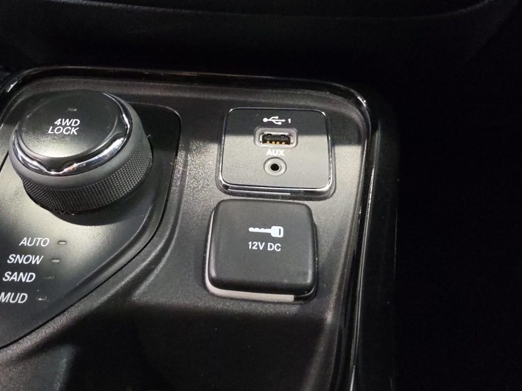 Thumbnail: 2019 Jeep Compass - 25