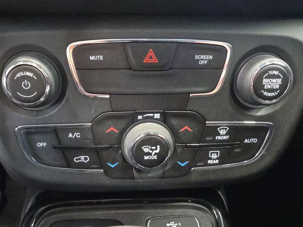 Thumbnail: 2019 Jeep Compass - 27