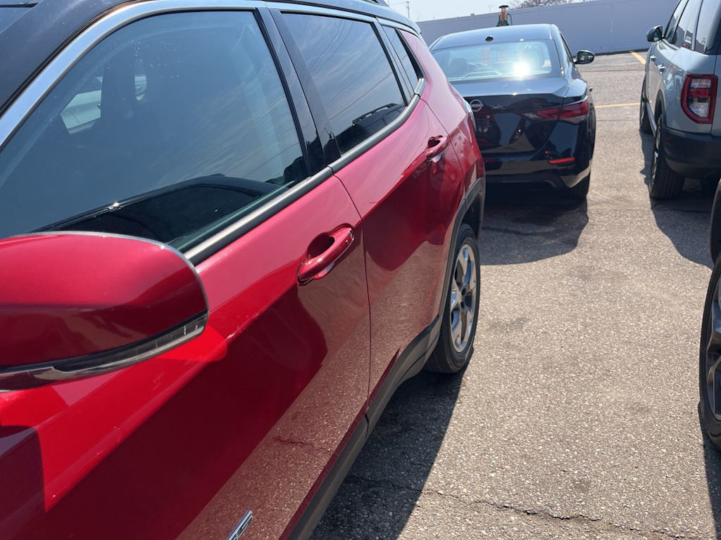 Thumbnail: 2021 Jeep Compass - 13