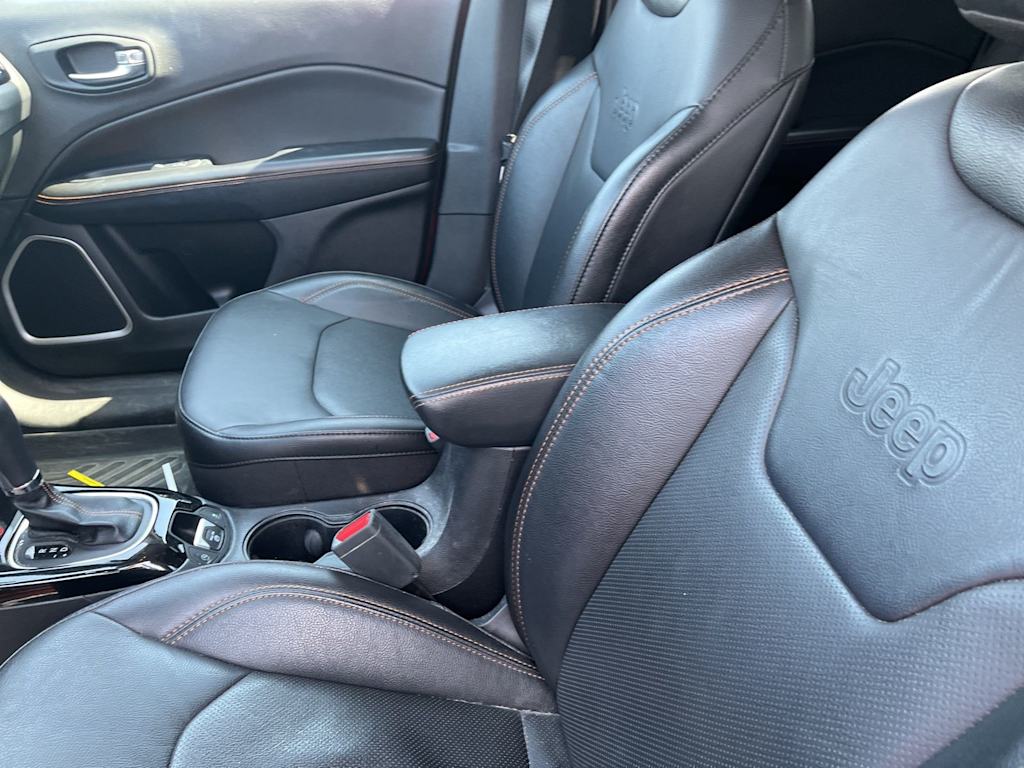 Thumbnail: 2021 Jeep Compass - 25