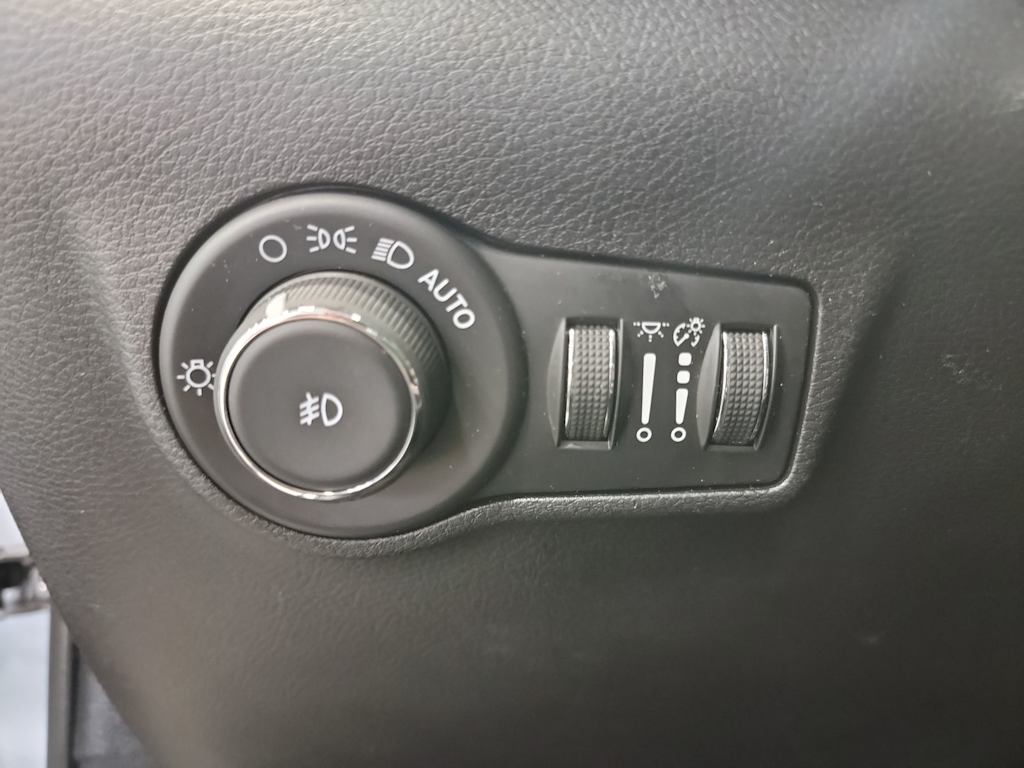 Thumbnail: 2024 Jeep Compass - 19