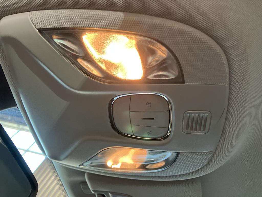 Thumbnail: 2022 Jeep Compass - 10