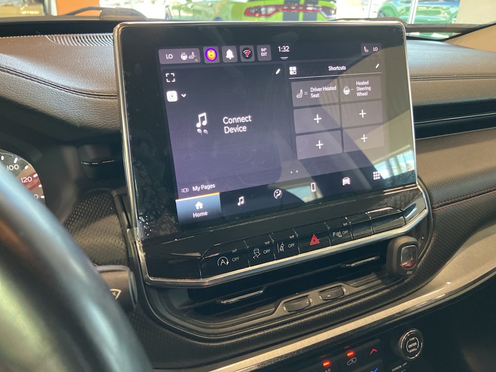 Thumbnail: 2022 Jeep Compass - 12