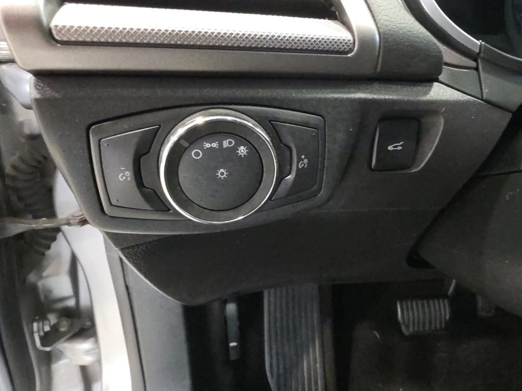 Thumbnail: 2020 Ford Fusion - 24