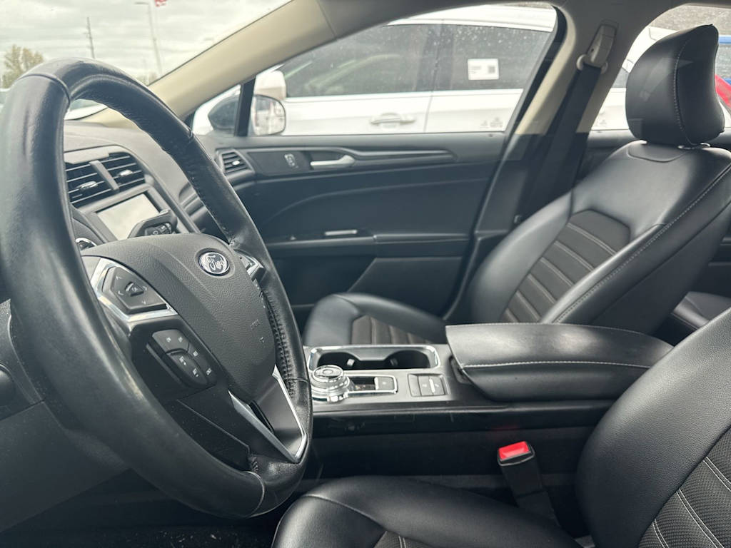 Thumbnail: 2018 Ford Fusion - 32