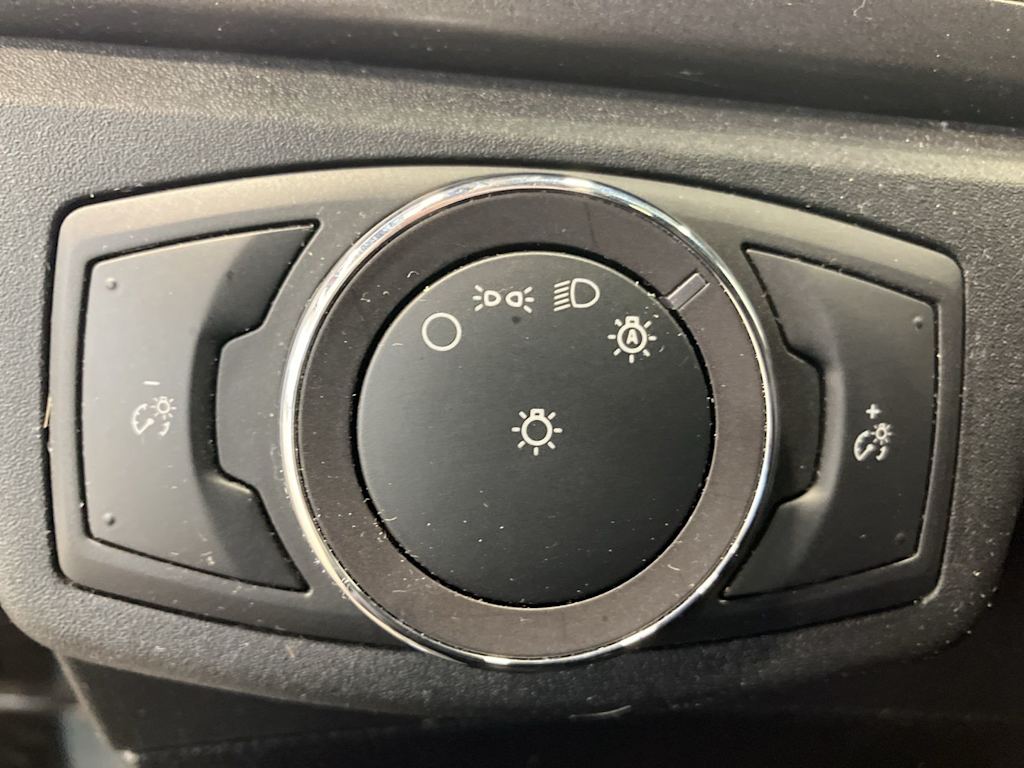 Thumbnail: 2020 Ford Fusion - 24