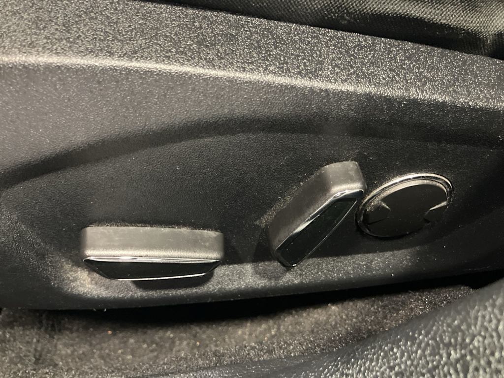 Thumbnail: 2020 Ford Fusion - 22