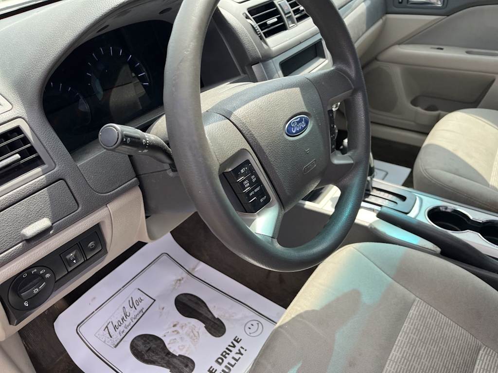 Thumbnail: 2011 Ford Fusion - 2