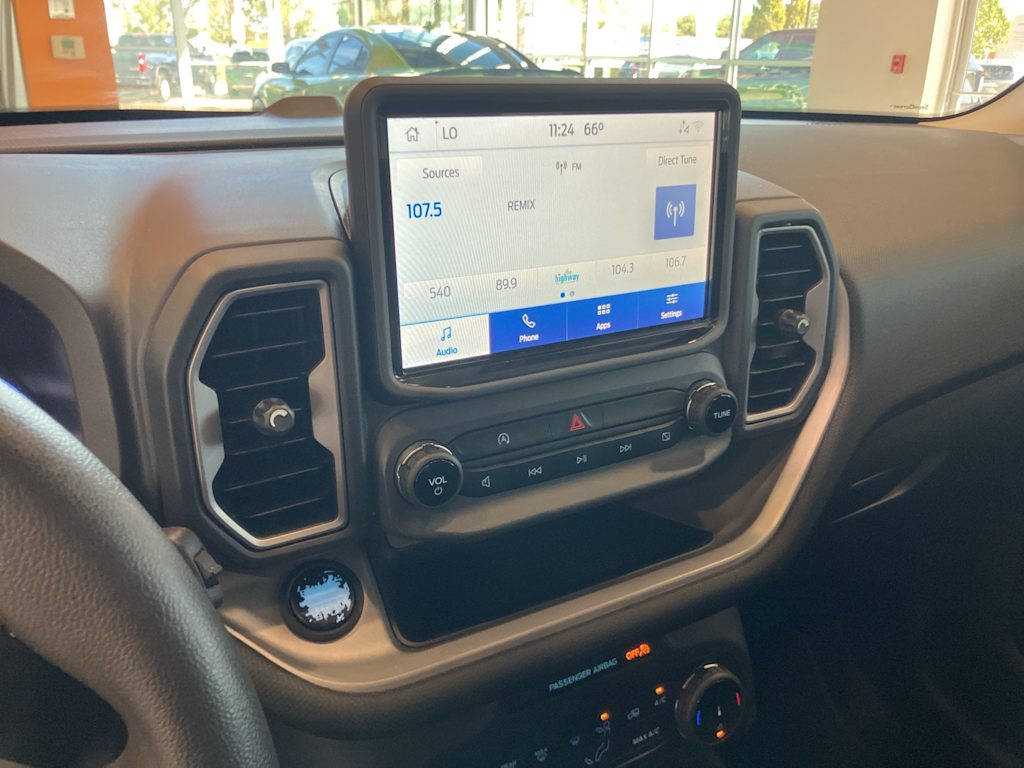 Thumbnail: 2022 Ford Bronco Sport - 12