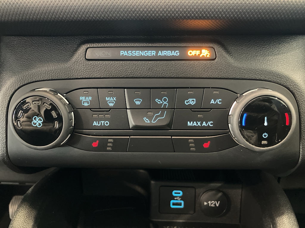 Thumbnail: 2022 Ford Bronco Sport - 23