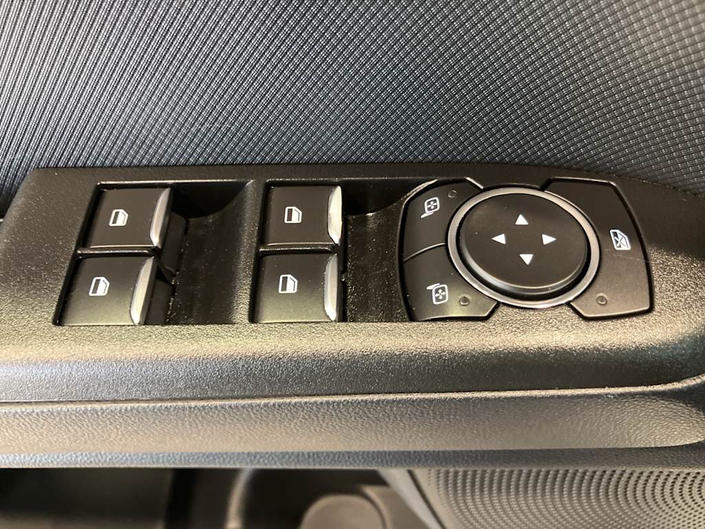 Thumbnail: 2022 Ford Bronco Sport - 19