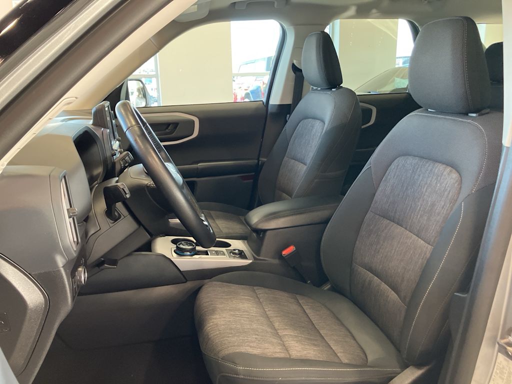 Thumbnail: 2023 Ford Bronco Sport - 10