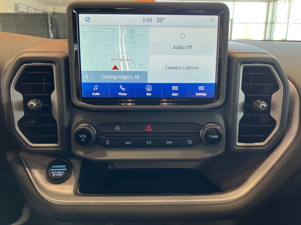 Thumbnail: 2023 Ford Bronco Sport - 13