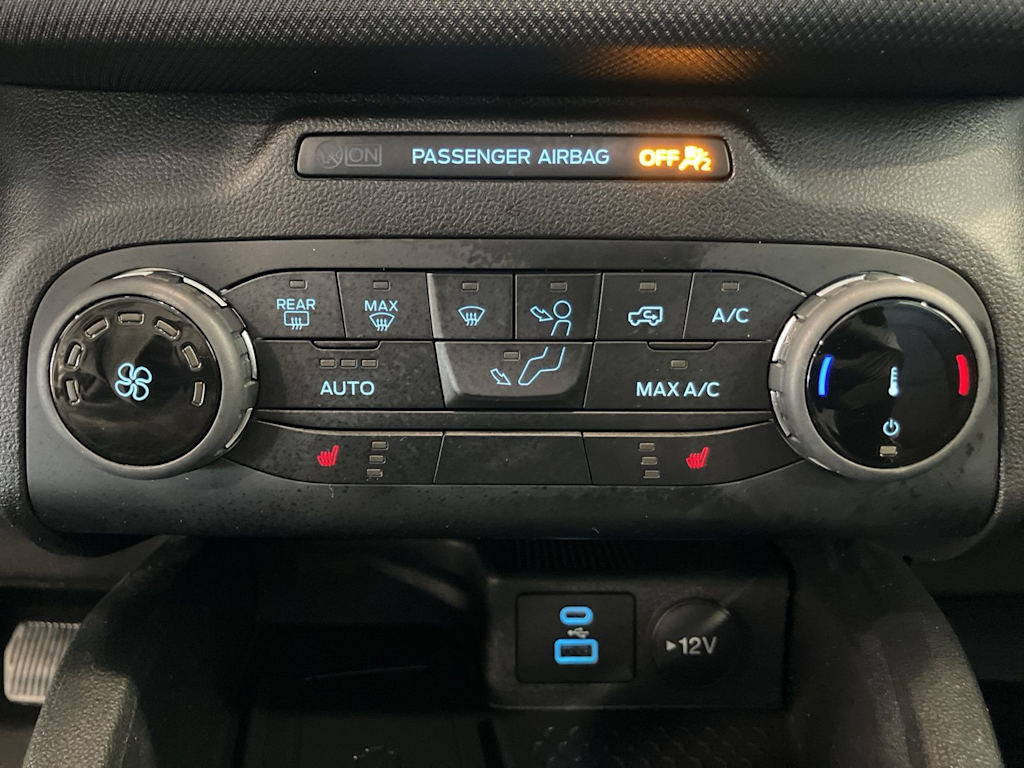 Thumbnail: 2022 Ford Bronco Sport - 24