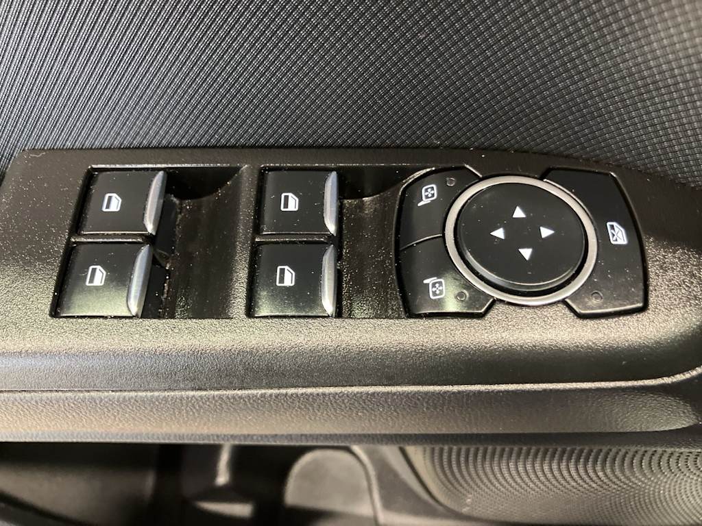 Thumbnail: 2023 Ford Bronco Sport - 18