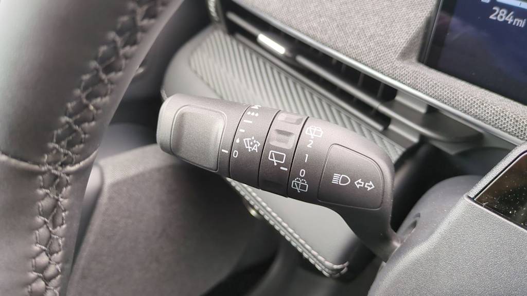 Thumbnail: 2025 Ford Mustang Mach-E - 28