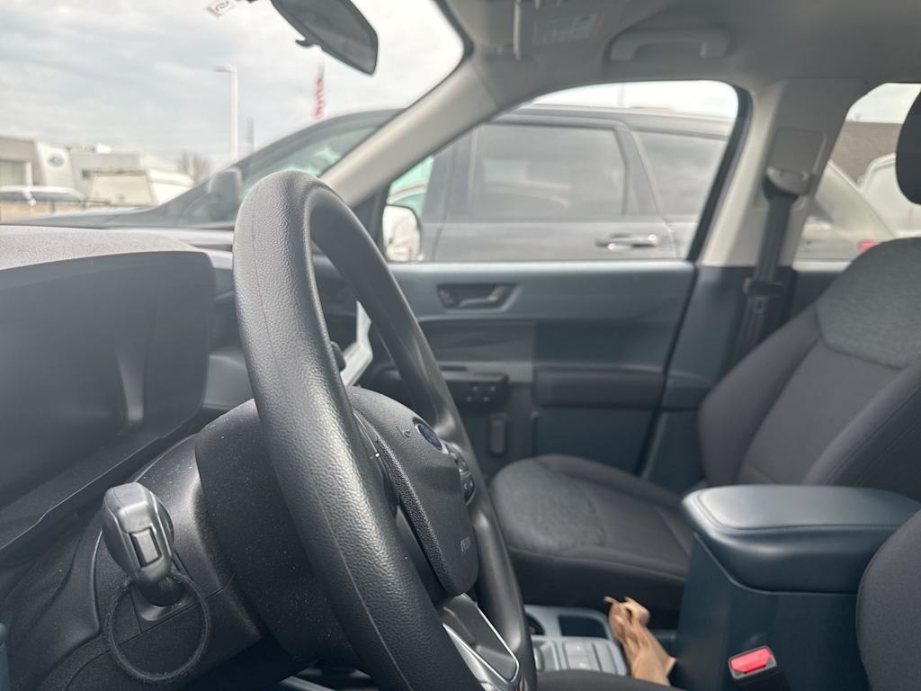 Thumbnail: 2025 Ford Maverick - 30