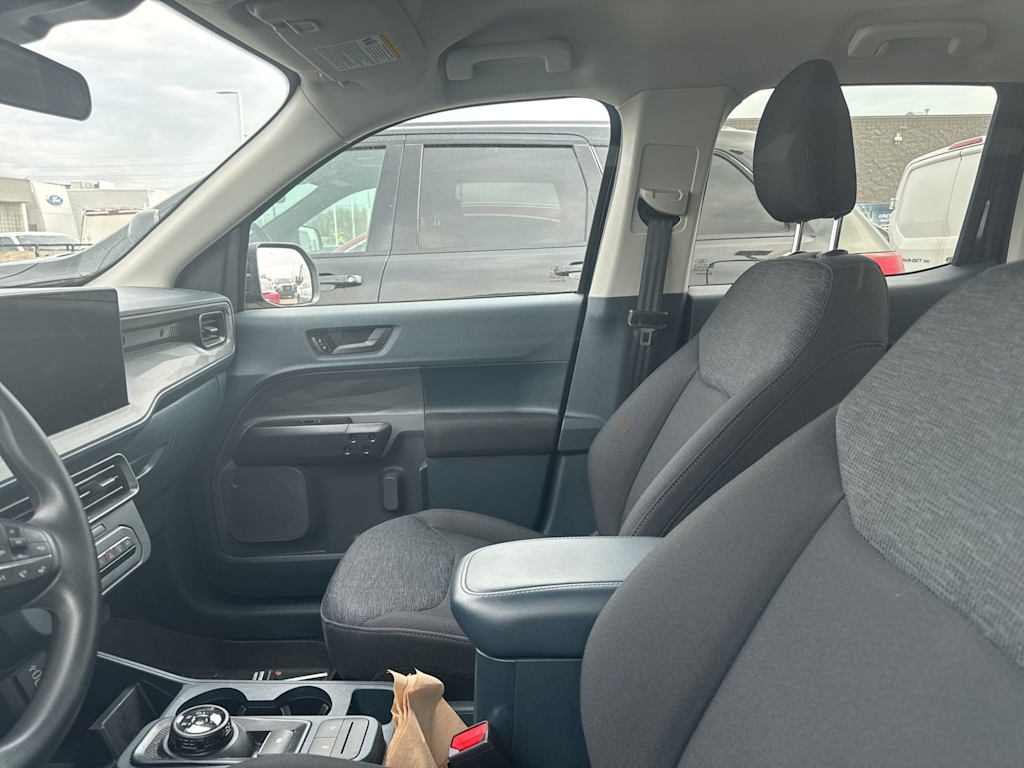 Thumbnail: 2025 Ford Maverick - 5