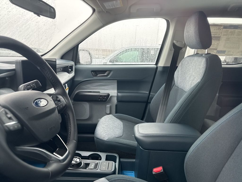 Thumbnail: 2025 Ford Maverick - 7