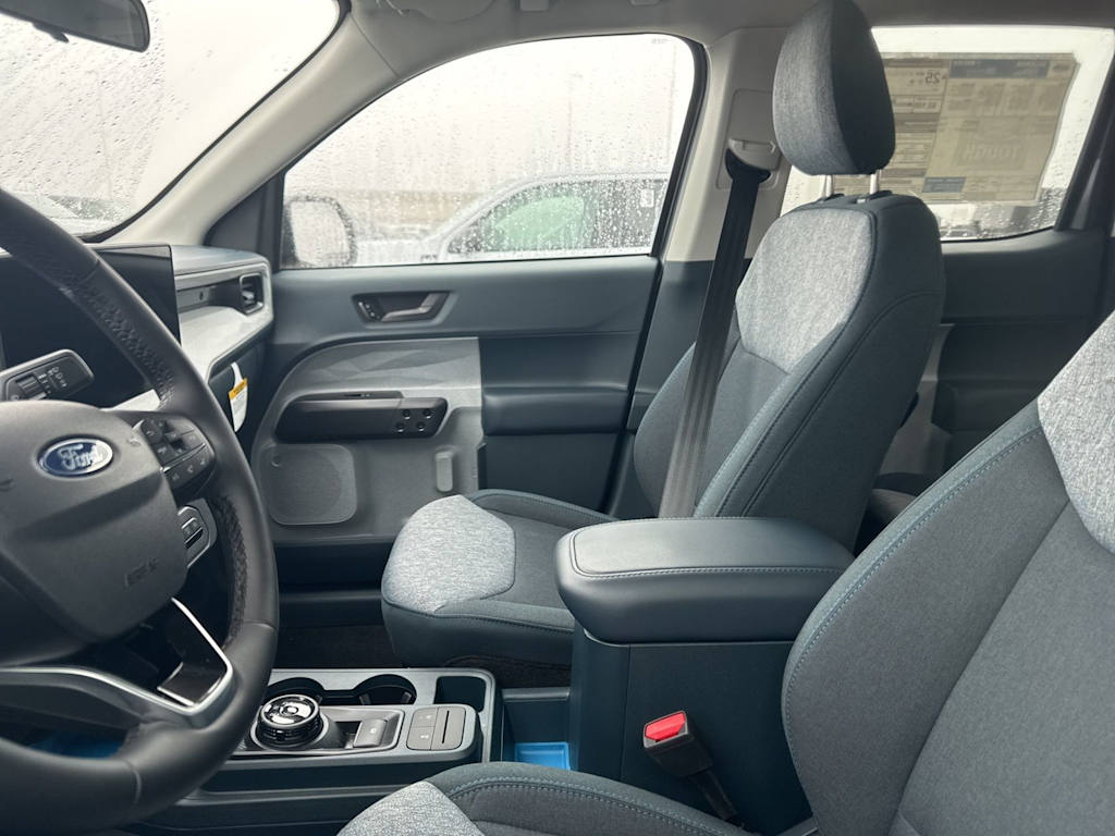 Thumbnail: 2025 Ford Maverick - 27