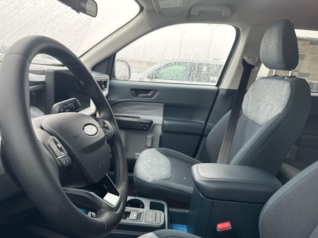 Thumbnail: 2025 Ford Maverick - 28