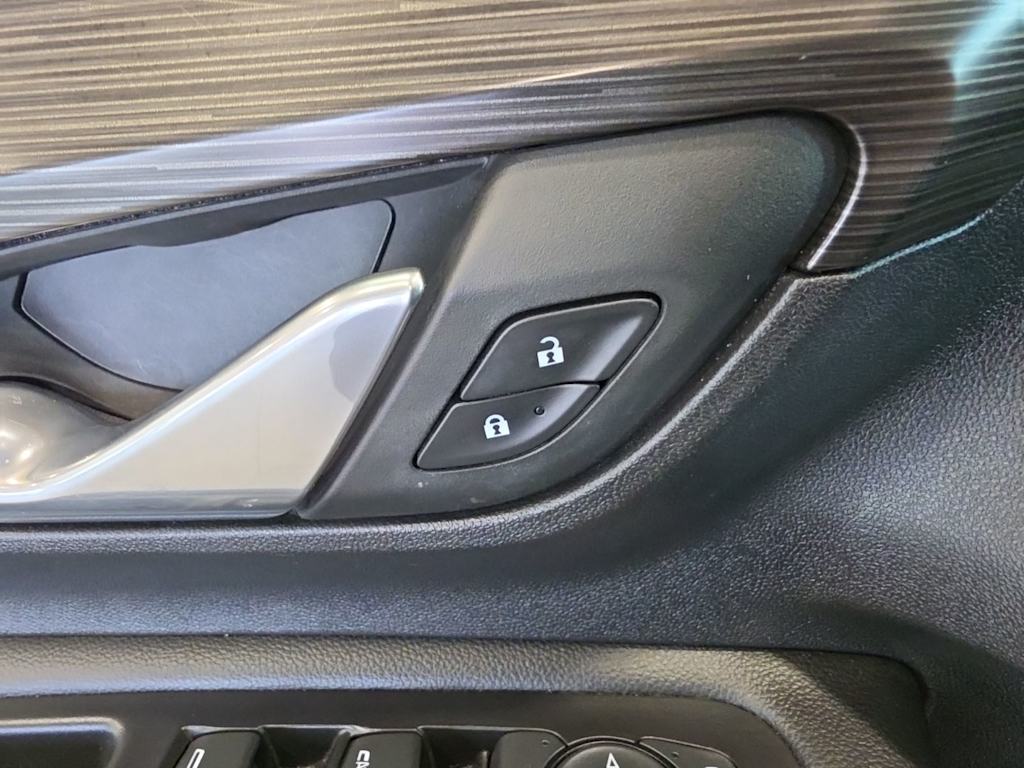 Thumbnail: 2022 GMC Terrain - 26