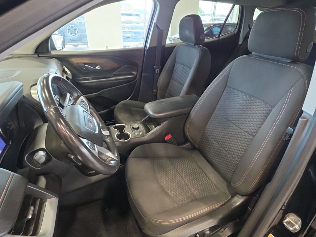 Thumbnail: 2020 GMC Terrain - 9