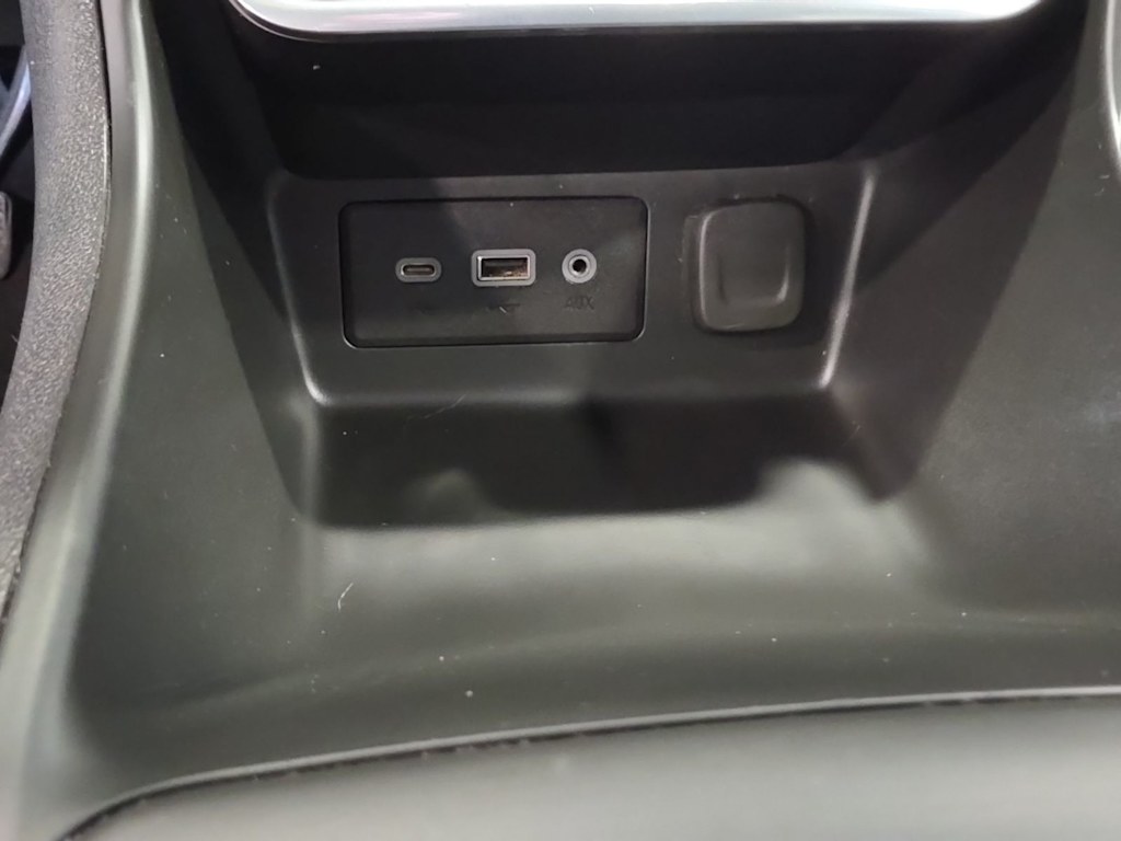 Thumbnail: 2020 GMC Terrain - 28