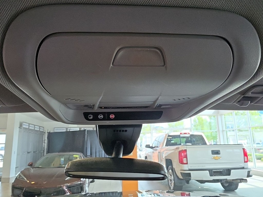 Thumbnail: 2020 GMC Terrain - 32